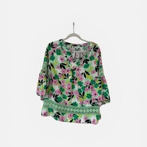 crown & ivy Green and Pink Floral Split-Neck Blouse